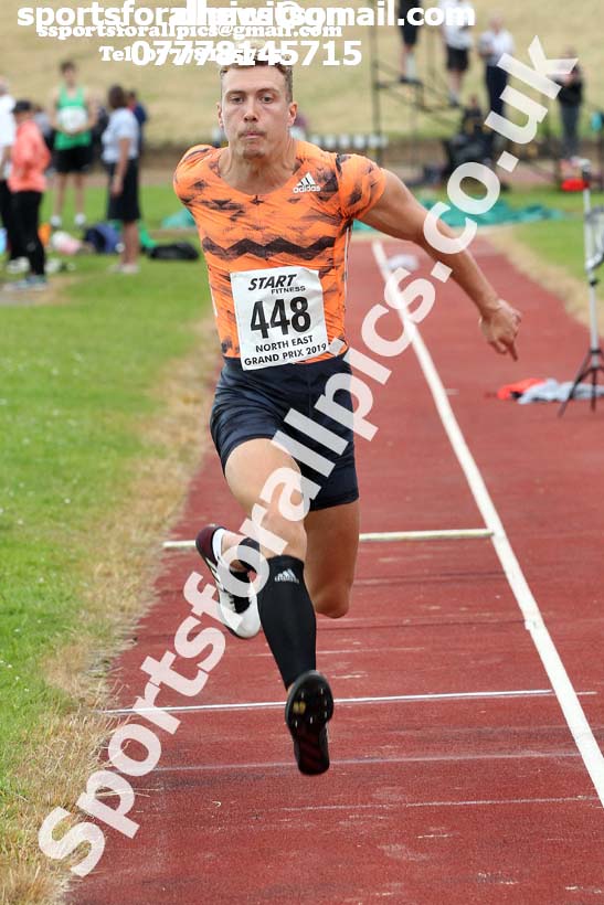 Triple jump, North East Grand Prix, Monkton, Jarrow. Photo: David T. Hewitson/Sports for All Pics